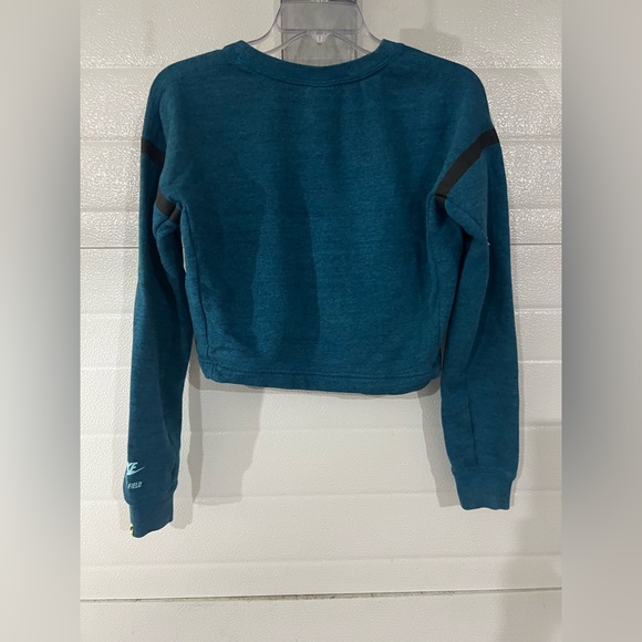 Nike track and field crop sweatshirt size XS - Picture 2 of 4